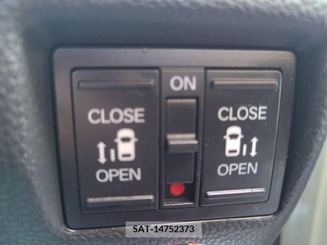 Honda N BOX CUSTOM 2017-11 279342-18