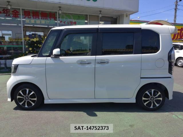 Honda N BOX CUSTOM 2017-11 279342-11
