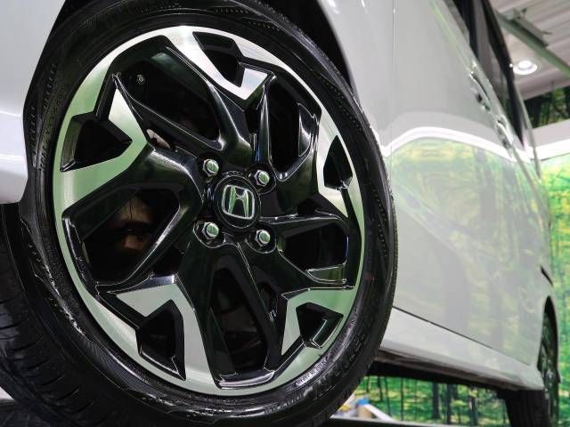 Honda N BOX CUSTOM 2018-08 182083-13