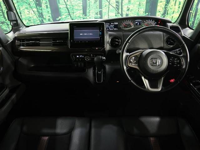 Honda N BOX CUSTOM 2018-08 182083-1
