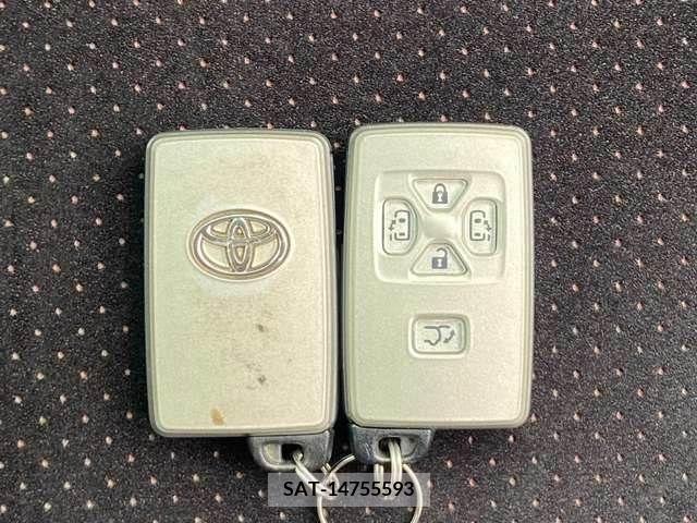 Toyota VELLFIRE 2010-06 245805-18