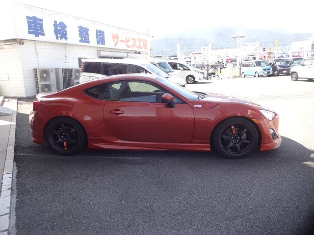 Toyota 86 2013-04 18292-4