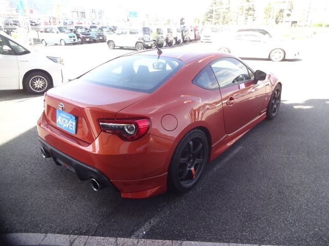 Toyota 86 2013-04 18292-1