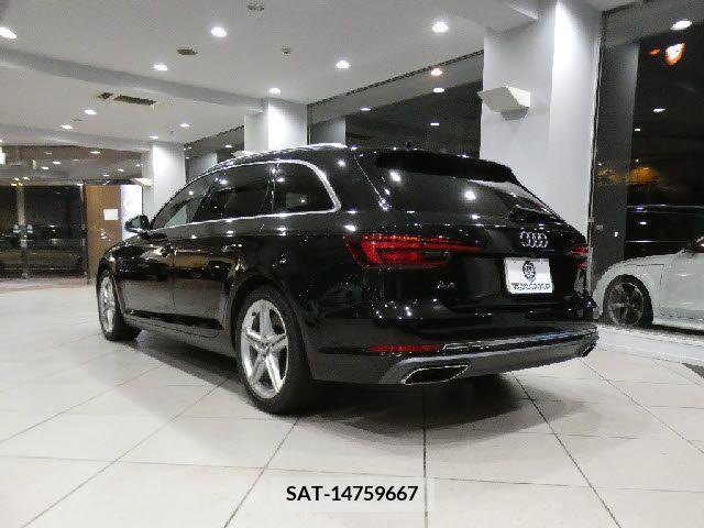 Audi A4 2019-10 292582-2