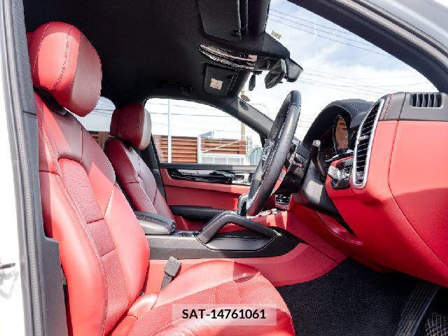 Porsche CAYENNE 2018-11 281536-3