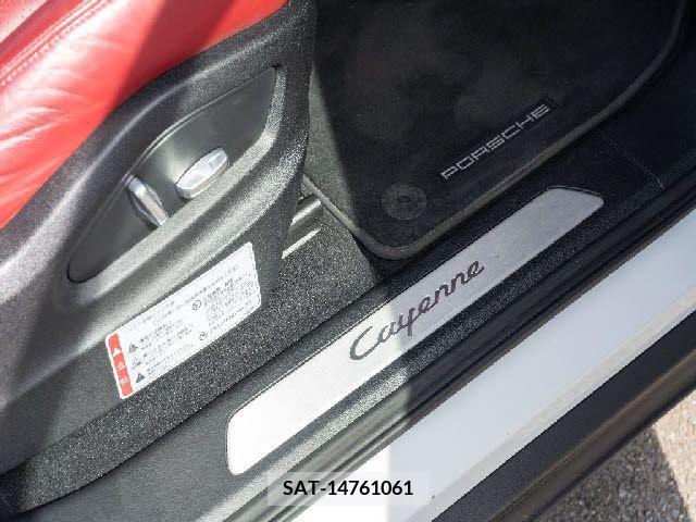 Porsche CAYENNE 2018-11 281536-17