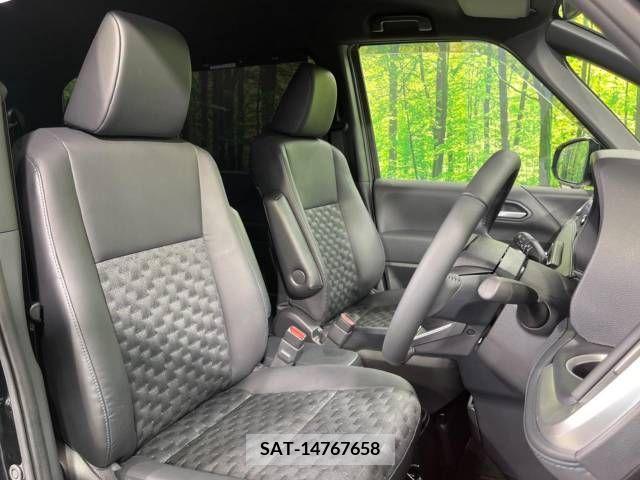 Toyota VOXY 2023-03 338921-8
