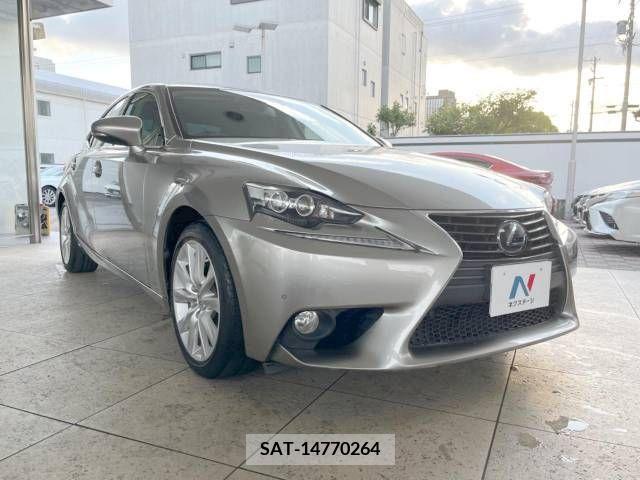 Lexus IS 2013-09 300069-16