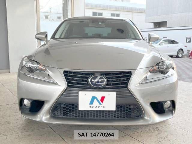 Lexus IS 2013-09 300069-14