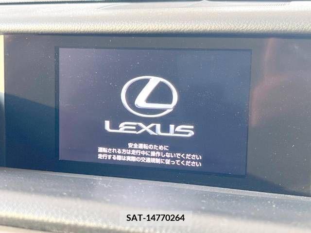 Lexus IS 2013-09 300069-6