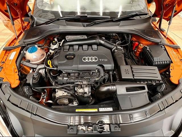 Audi TT 2013-08 12049-19