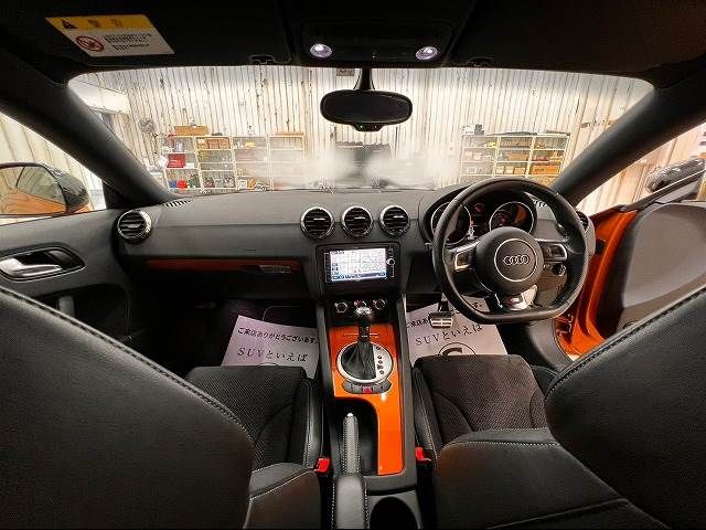 Audi TT 2013-08 12049-2