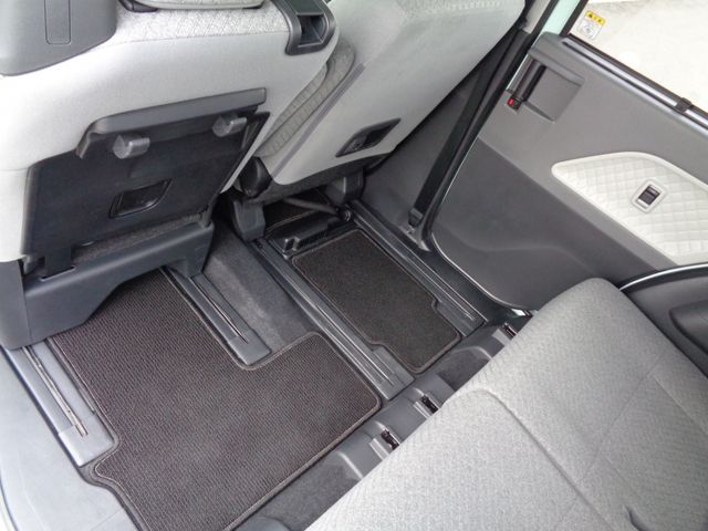 Daihatsu TANTO 2020-04 1998-25