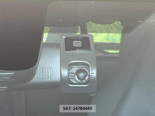 Toyota YARIS 2023-06 371387-6