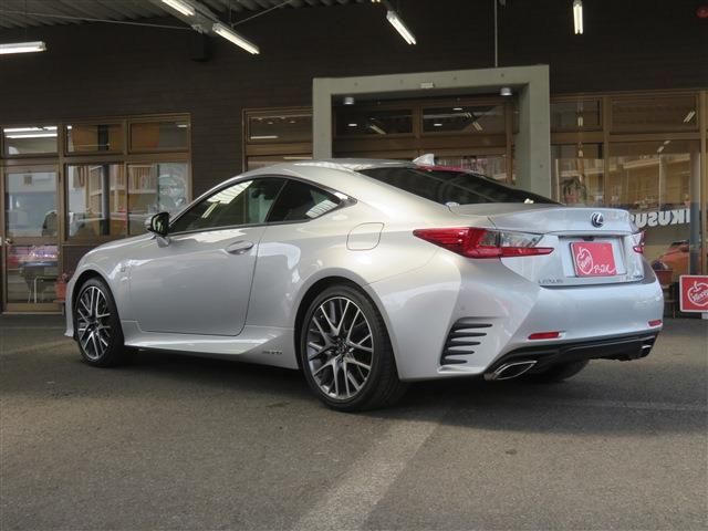 Lexus RC 2018-03 16898-3