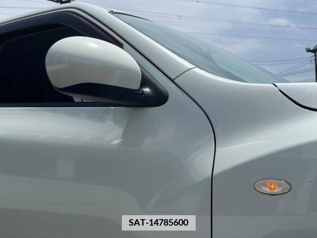 Nissan JUKE 2011-08 378828-4