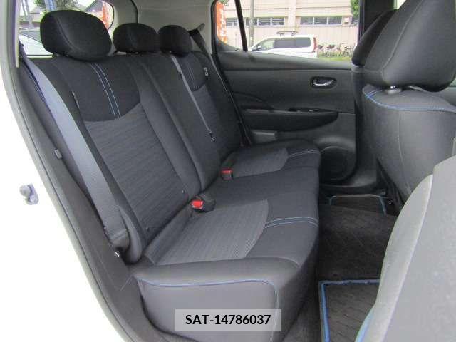 Nissan LEAF 2019-03 297879-18