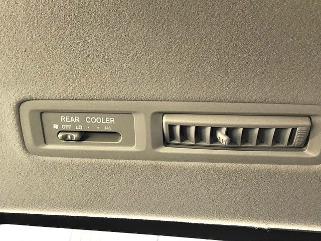 Toyota NOAH 2012-02 20144-22