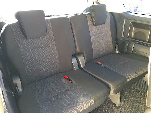 Toyota NOAH 2012-02 20144-16