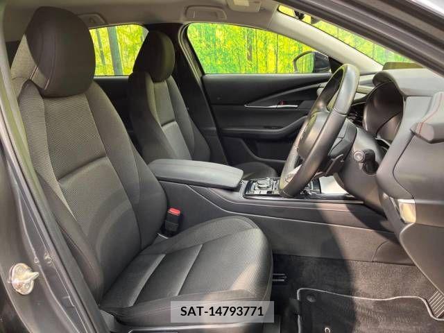 Mazda CX-30 2021-12 218788-8