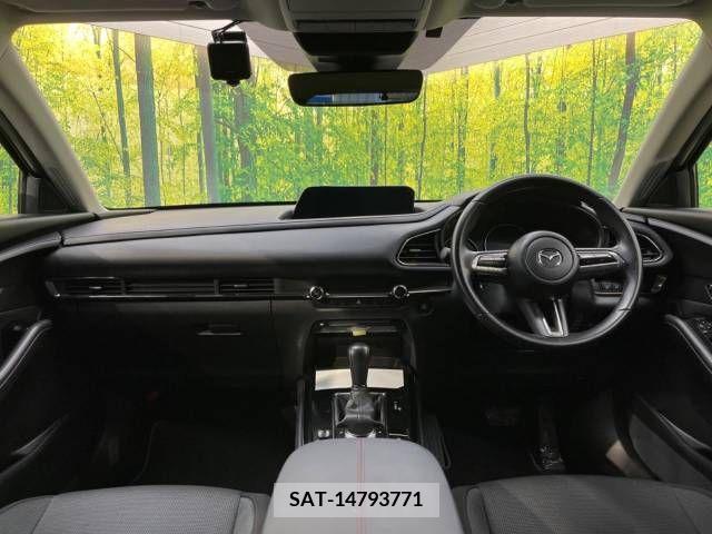 Mazda CX-30 2021-12 218788-1