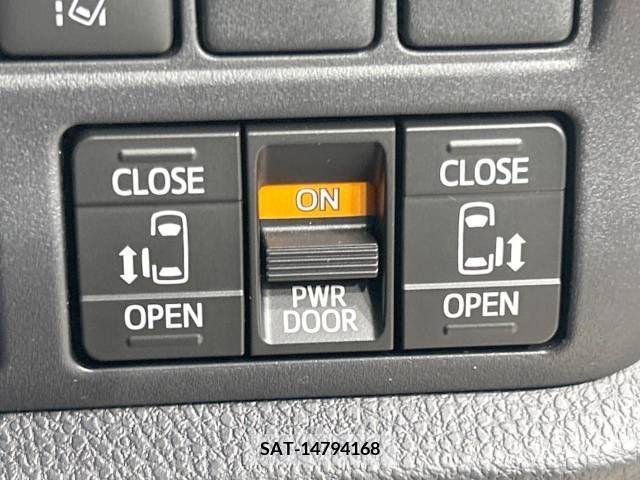 Toyota VOXY 2022-01 288911-7