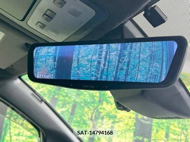 Toyota VOXY 2022-01 288911-5