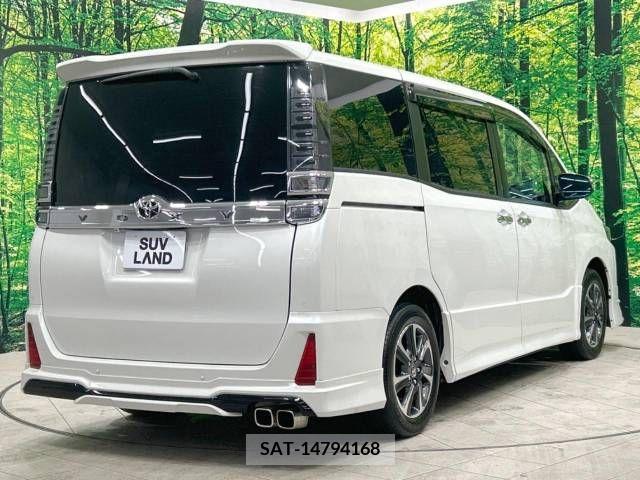 Toyota VOXY 2022-01 288911-18