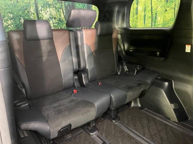 Toyota ALPHARD 2017-04 187116-10