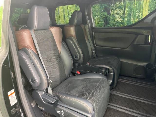 Toyota ALPHARD 2017-04 187116-9