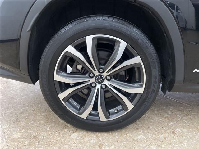 Lexus RX 2017-04 13077-15