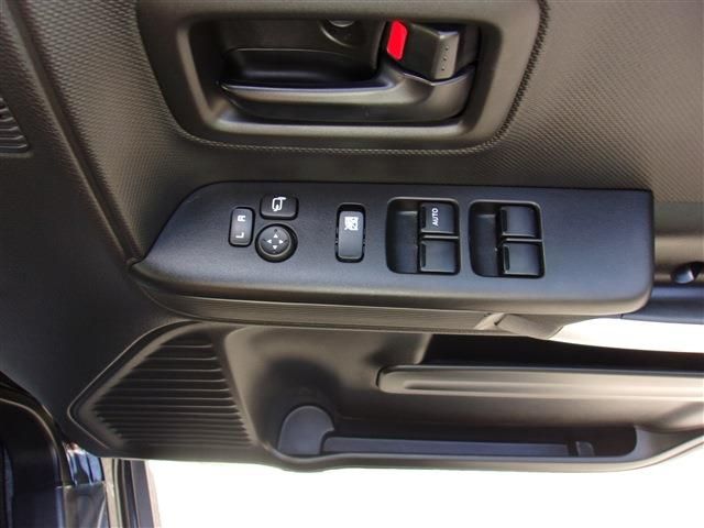 Suzuki SPACIA 2022-05 10112-17