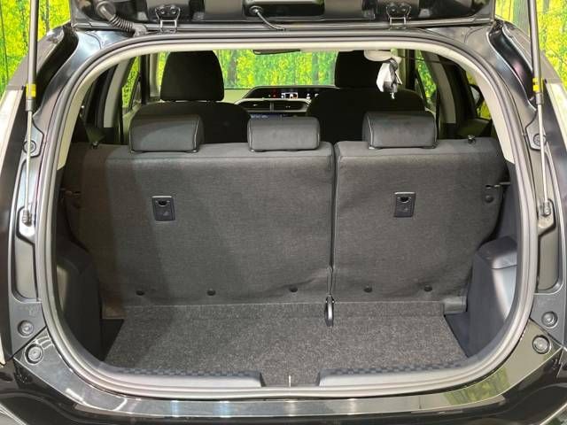 Toyota AQUA 2021-04 183795-9