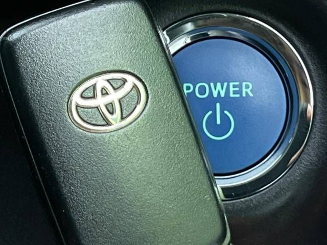 Toyota AQUA 2021-04 183795-5