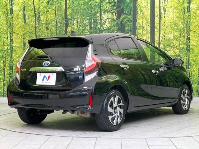 Toyota AQUA 2021-04 183795-16