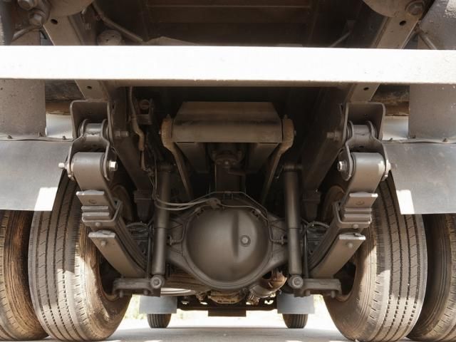 Hino DUTRO 2011-12 182317-5
