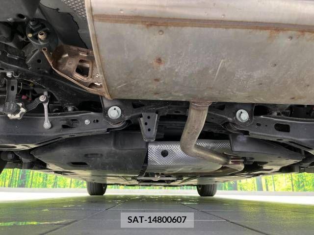 Toyota PRIUS 2022-07 322515-19