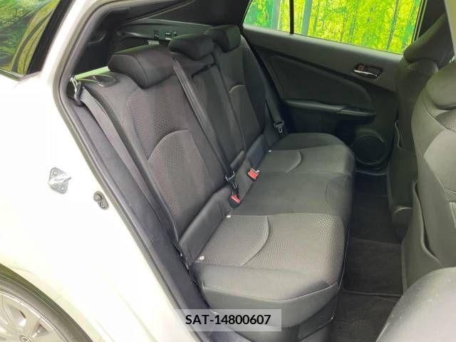 Toyota PRIUS 2022-07 322515-9