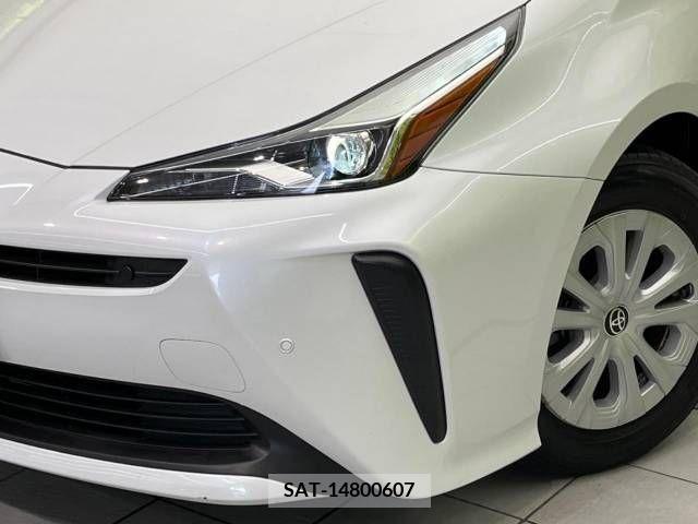 Toyota PRIUS 2022-07 322515-12