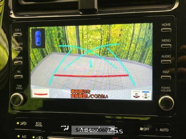 Toyota PRIUS 2022-07 322515-4