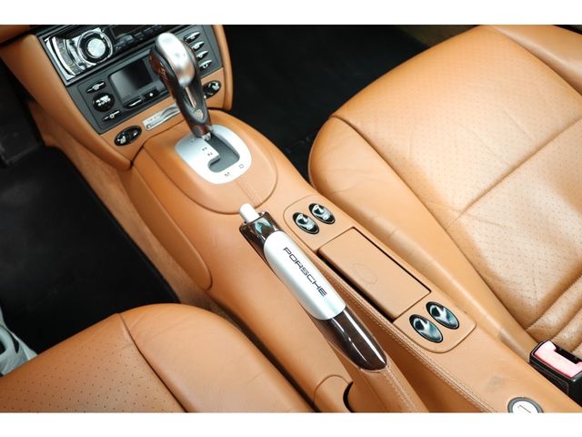 Porsche 911 2000-03 834-18