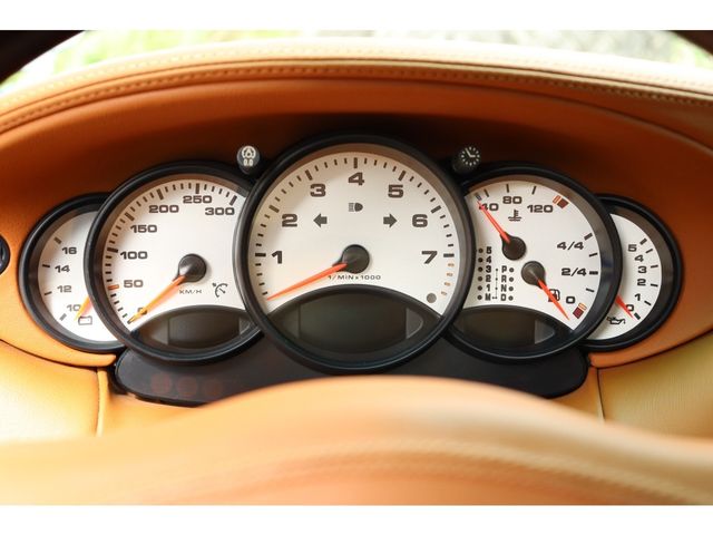 Porsche 911 2000-03 834-20