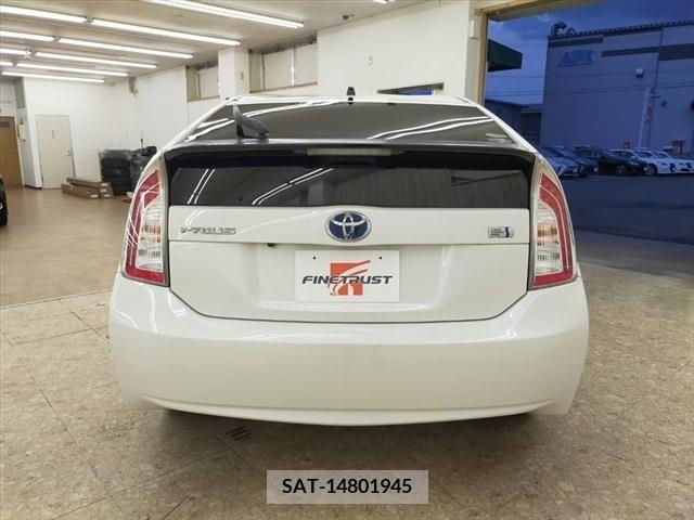 Toyota PRIUS 2012-06 322009-15