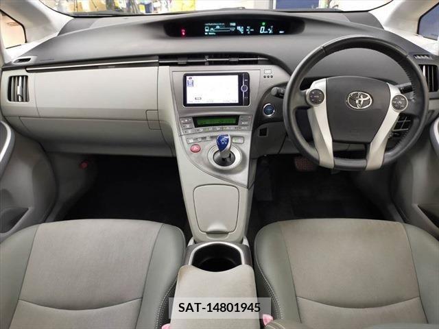 Toyota PRIUS 2012-06 322009-1