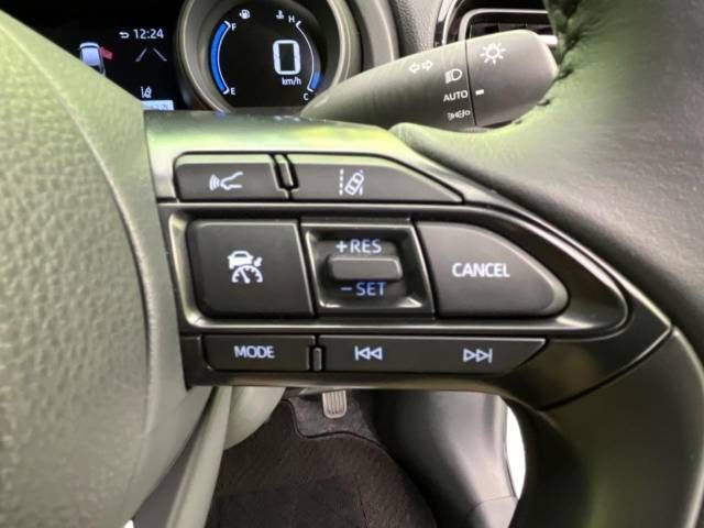 Toyota YARIS CROSS 2023-06 187164-6