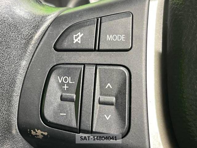 Suzuki SWIFT 2011-04 220180-6