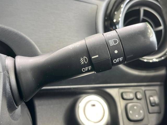 Toyota AQUA 2015-07 187264-4