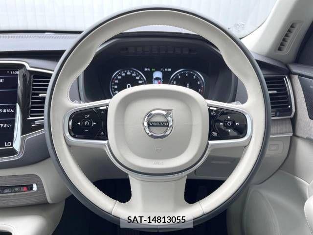 Volvo XC90 2022-10 320564-10