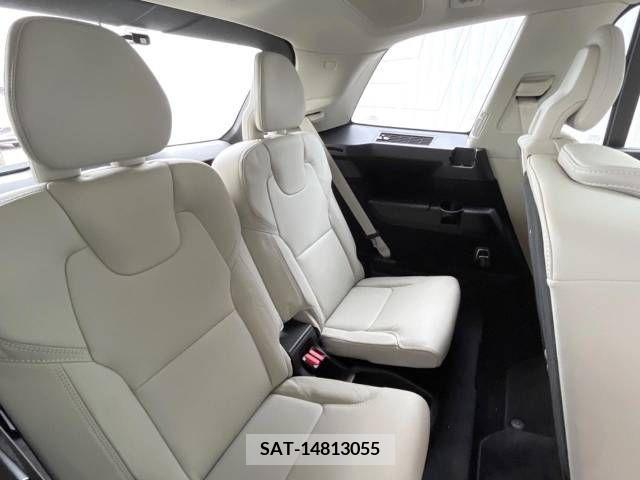 Volvo XC90 2022-10 320564-13