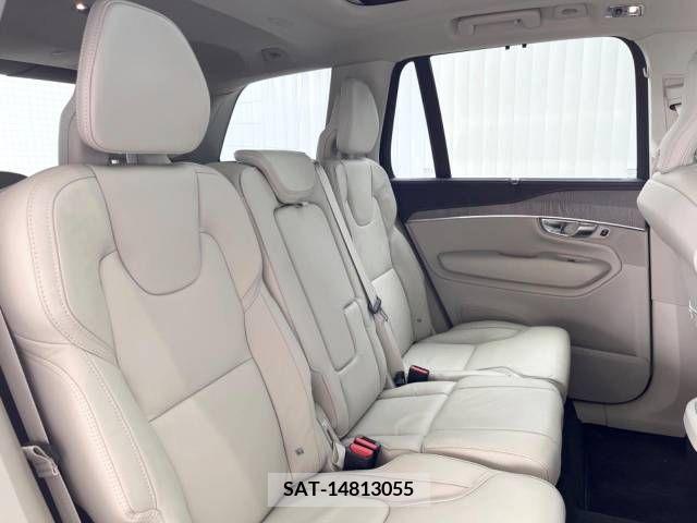 Volvo XC90 2022-10 320564-12